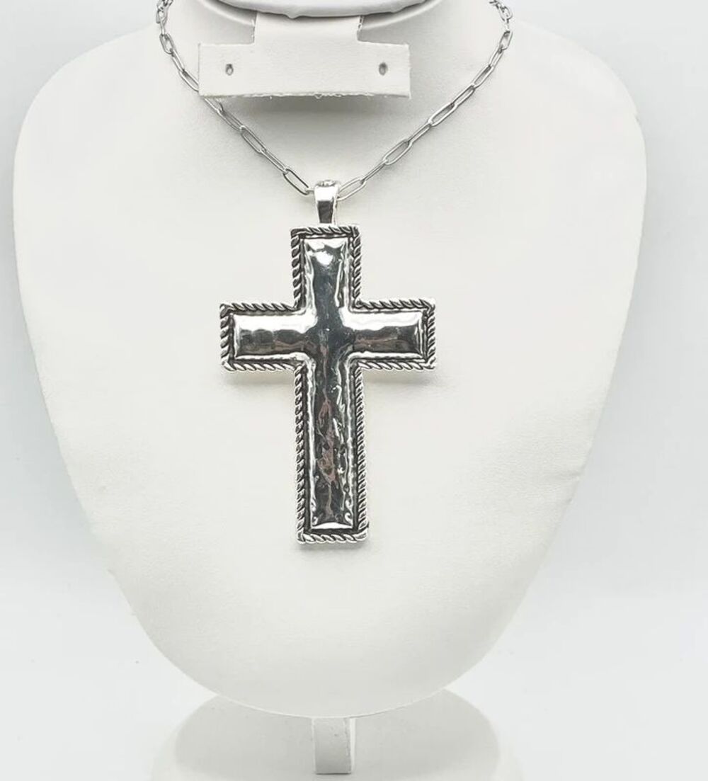 RMN Silver Tone Twisted Rope Cross Pendant Necklace